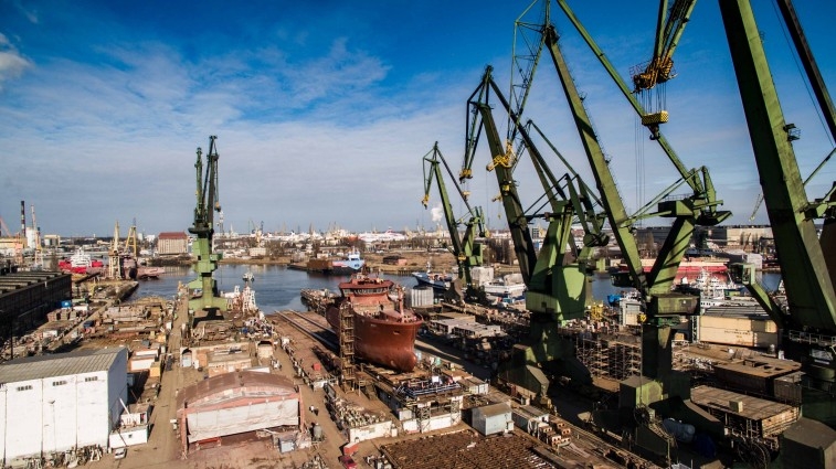 Procedura ustanowienia i wykreślenia hipoteki morskiej na statku - GospodarkaMorska.pl