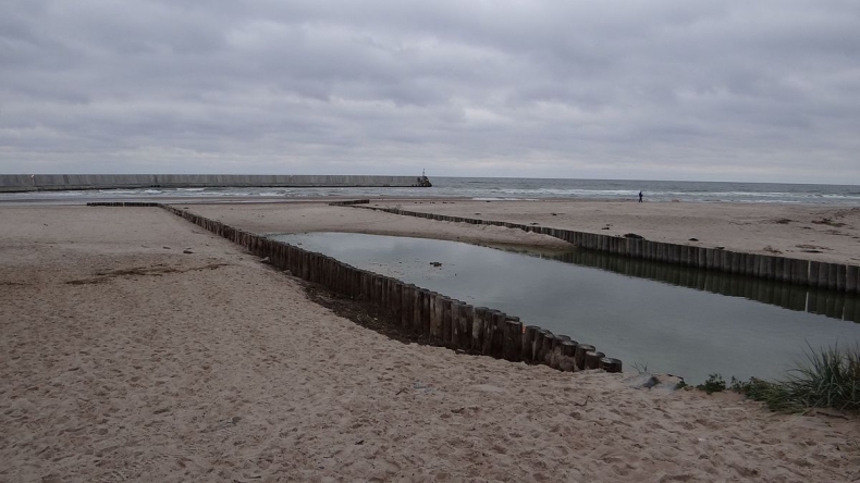 Gróbarczyk: Podjęliśmy decyzję o przebudowaniu wrót sztormowych na Kanale Jamneńskim - GospodarkaMorska.pl