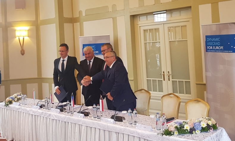 Słowacja: Deklaracja Grupy Wyszehradzkiej o budowie kolei dużych prędkości - GospodarkaMorska.pl