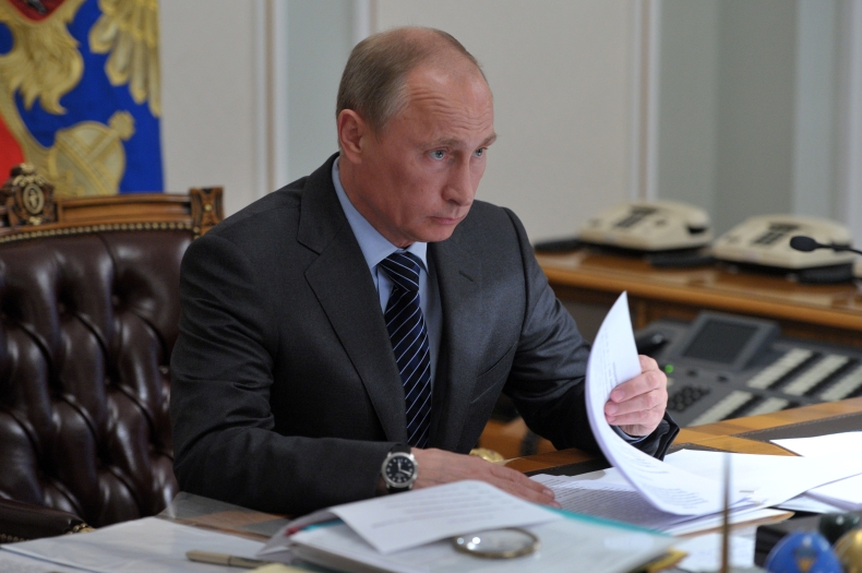 Rosja - Putin podpisał umowy o programie współpracy transgranicznej z Polską i Łotwą - GospodarkaMorska.pl