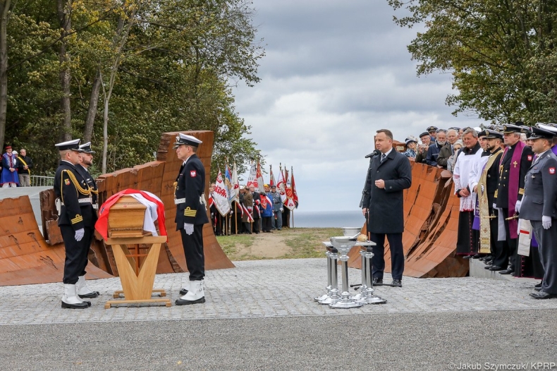 Prezydent: Dziś znów mamy bohaterów, którzy walczyli niezłomnie, aby Polska była wolna - GospodarkaMorska.pl