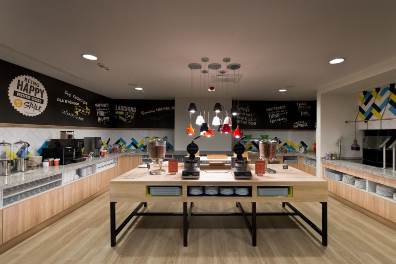 Cuda w branży okrętowej czyli Activ Meble (wywiad) - GospodarkaMorska.pl