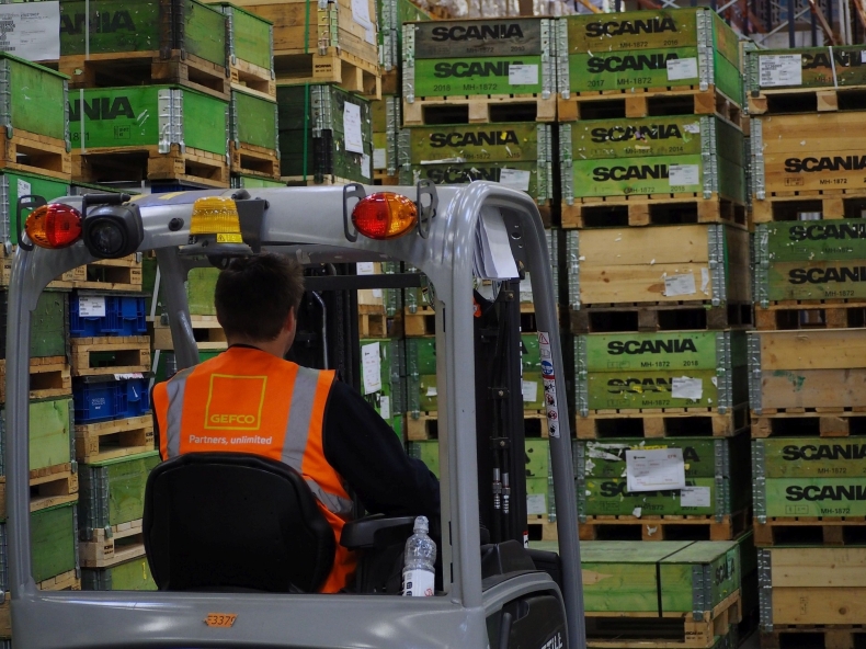 GEFCO Polska strategicznym partnerem logistycznym SCANII - GospodarkaMorska.pl