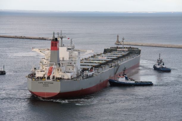 Port Gdynia: nawigacja co do centymetra w Porcie Gdynia - GospodarkaMorska.pl
