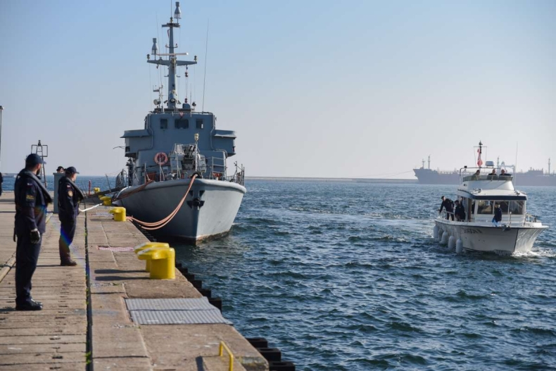 Straż Graniczna z wizytą w Marynarce Wojennej - GospodarkaMorska.pl