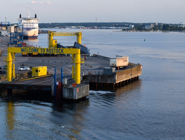 Niedługo ruszy budowa nowego terminalu LNG w niemieckim Rostocku - GospodarkaMorska.pl