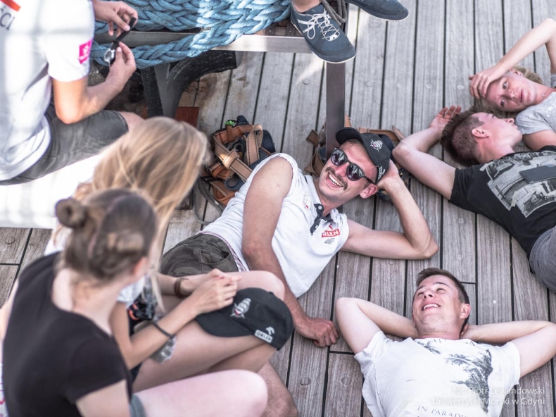 Dar Młodzieży na Morzu Południowochińskim - GospodarkaMorska.pl