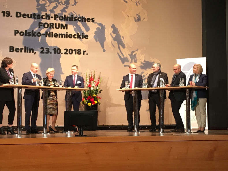 Wiceminister Szymon Szynkowski vel Sęk z wizytą w Berlinie - GospodarkaMorska.pl
