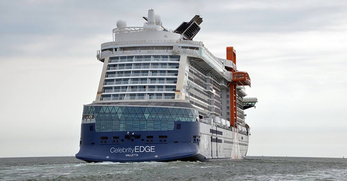 Celebrity Cruises odebrał przełomowy wycieczkowiec - GospodarkaMorska.pl