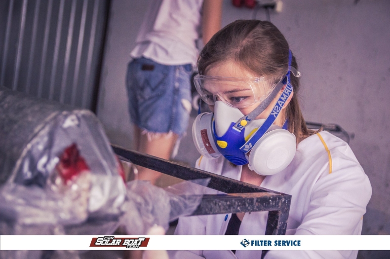 Studenci Politechniki Wrocławskiej konstruują łódź solarną na zawody w Monako - GospodarkaMorska.pl