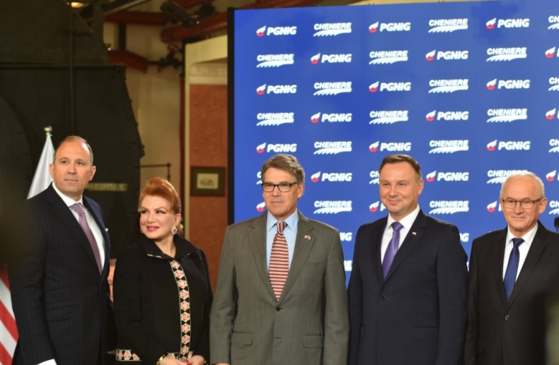 Duda i Perry: dywersyfikacja źródeł energii ważna dla Polski i całej Europy - GospodarkaMorska.pl