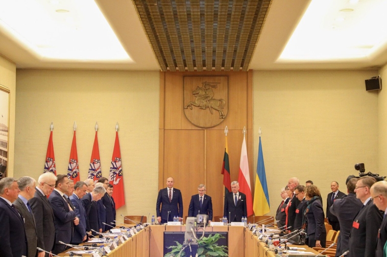 Karczewski: Wspólnym wrogiem Litwy, Polski i Ukrainy jest polityka Moskwy - GospodarkaMorska.pl