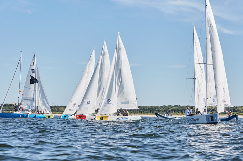 Start zgłoszeń do Polskiej Ekstraklasy Żeglarskiej 2019 - GospodarkaMorska.pl