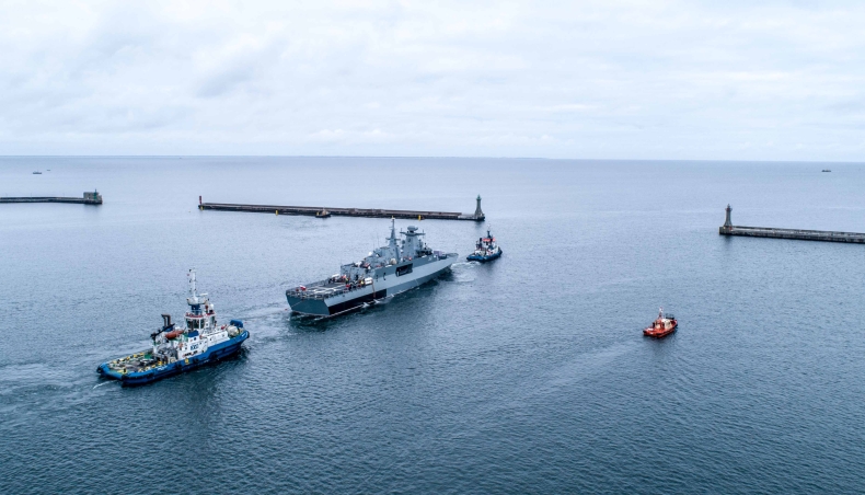 ORP Ślązak po raz pierwszy wyruszył w morze (foto, wideo) - GospodarkaMorska.pl