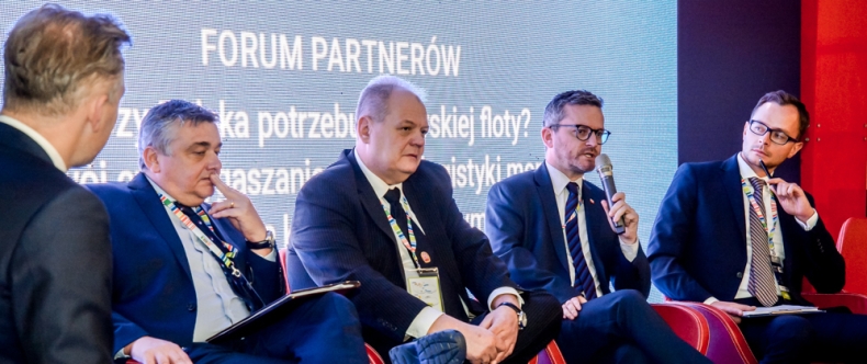 Wiceminister Grzegorz Witkowski wziął udział w panelu dyskusyjnym nt. żeglugi morskiej podczas Kongresu 590 - GospodarkaMorska.pl
