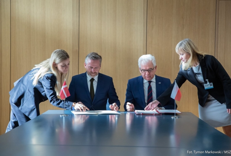 Polsko-duńska umowa ws. rozgraniczenia stref ekonomicznych na Bałtyku - GospodarkaMorska.pl
