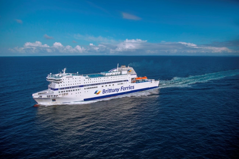 Firma Brittany Ferries odświeża logo - GospodarkaMorska.pl