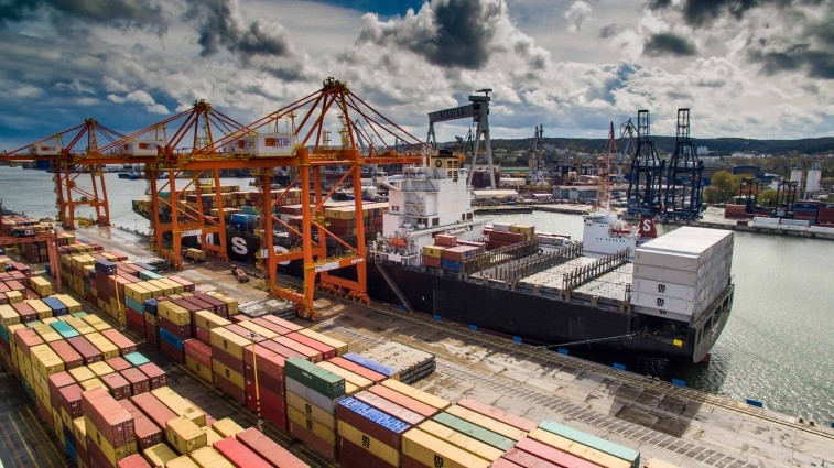 Kolejny rekord przeładunkowy w Porcie Gdynia - GospodarkaMorska.pl