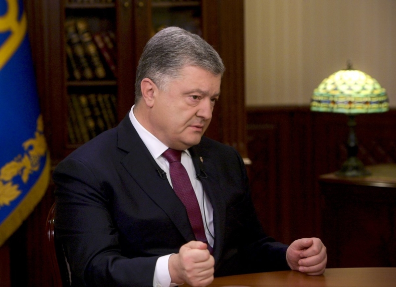 Ukraina: Poroszenko wezwał NATO do wysłania okrętów wojennych na Morze Azowskie - GospodarkaMorska.pl