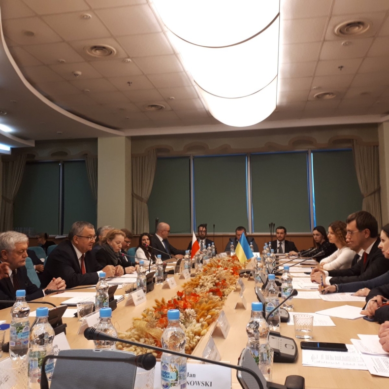 Polska i Ukraina planują nowe połączenia kolejowe - GospodarkaMorska.pl