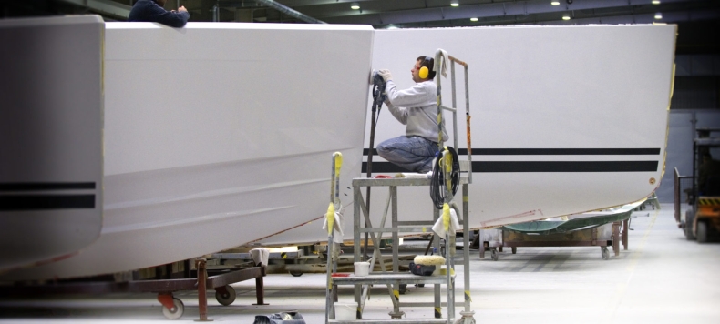 Nowe technologie przy produkcji jachtów - GospodarkaMorska.pl