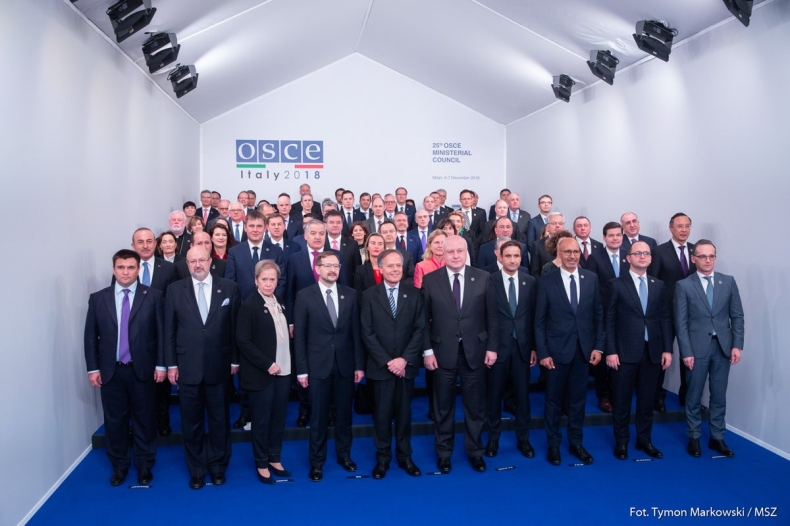 Ostra wymiana zdań w czasie obrad szefów MSZ krajów OBWE w Mediolanie - GospodarkaMorska.pl