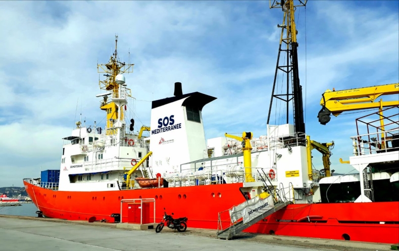 Statek ratowniczy Aquarius zakończył działalność - GospodarkaMorska.pl