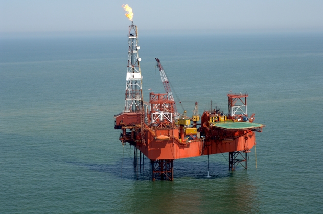 Akcja ratownicza na platformie wiertniczej na Bałtyku - GospodarkaMorska.pl