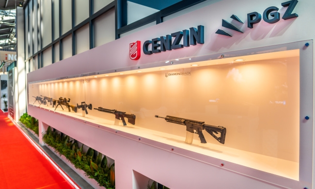 Cenzin nabył 100 proc. udziałów Cenrex - GospodarkaMorska.pl