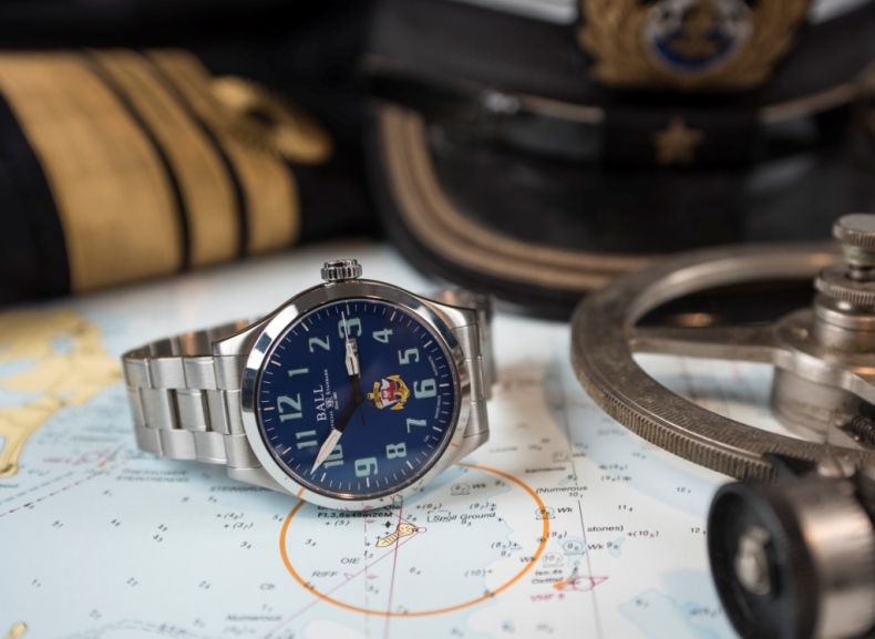 W nietypowy sposób uczcili 100-lecie Marynarki Wojennej. Dostępne tylko 100 sztuk - GospodarkaMorska.pl