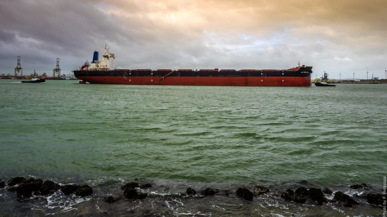 H-Line Shipping zamówiło dwa masowce zasilane LNG - GospodarkaMorska.pl