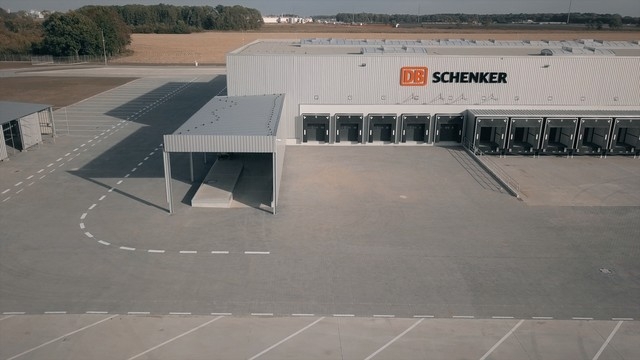 Panattoni Europe dostarczył zielony cross-dock dla DB Schenker - GospodarkaMorska.pl