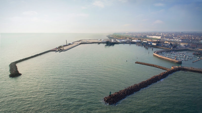 Rozpoczęło się pogłębianie brytyjskiego portu Ramsgate. Ma być wyjściem awaryjnym w przypadku niepodpisania umowy postbrexitowej - GospodarkaMorska.pl