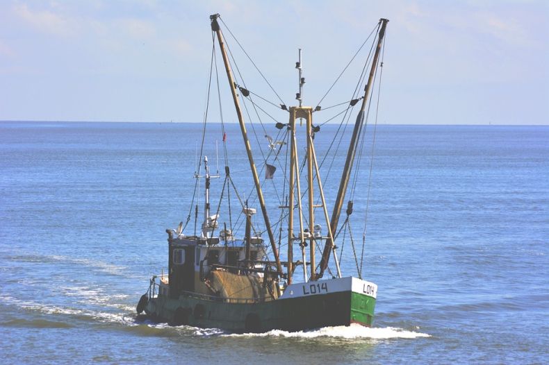 UE: KE wycofuję „żółtą kartkę” wobec Tajlandii w sprawie nielegalnych połowów - GospodarkaMorska.pl