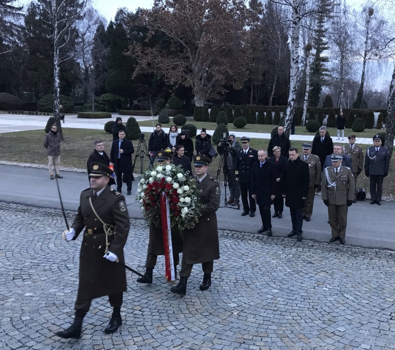 Błaszczak: Chcemy zacieśniać współpracę z Chorwacją - GospodarkaMorska.pl
