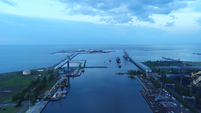 Urząd Morski w Gdyni podpisał umowy na wykonanie robót budowlanych w ramach projektu „Modernizacja toru wodnego do Portu Północnego w Gdańsku” (foto, wideo) - GospodarkaMorska.pl