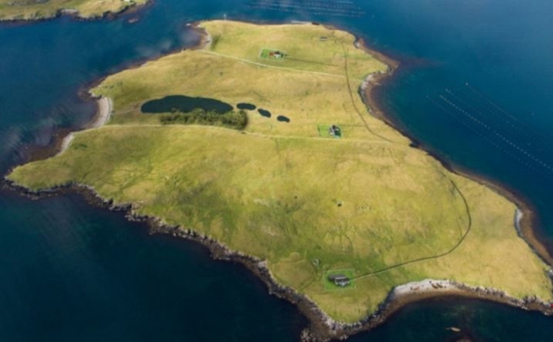 Wyspa w cenie mieszkania w centrum Warszawy? - GospodarkaMorska.pl