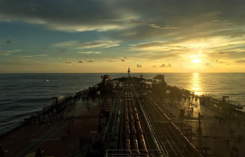 Rosyjski sektor naftowy przygotowany na miliardowe straty z powodu nowych regulacji IMO 2020 - GospodarkaMorska.pl