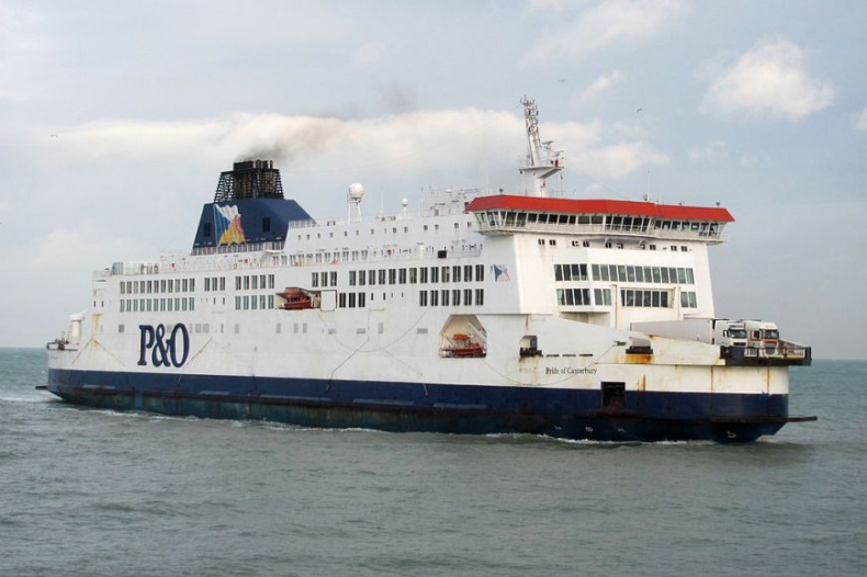 Wszystkie promy P&O Ferries na kanale La Manche zmienią banderę - GospodarkaMorska.pl