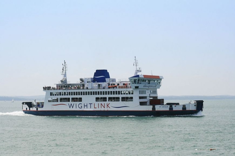 Wightlink żegna się z jednym z promów - GospodarkaMorska.pl