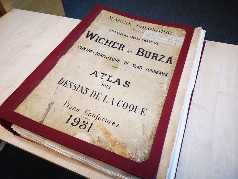„Instrukcja obsługi niszczycieli” ocalona dla pokoleń (foto) - GospodarkaMorska.pl
