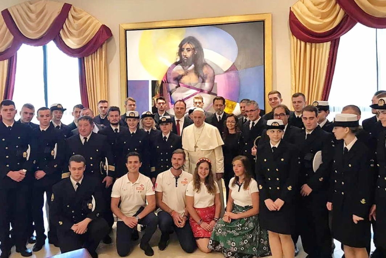 Watykan: Papież wspominał spotkanie w Panamie z załogą Daru Młodzieży - GospodarkaMorska.pl
