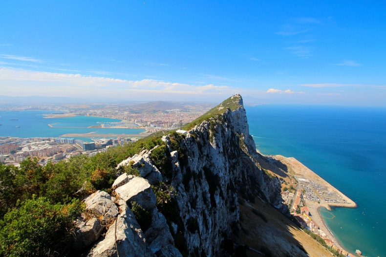 W.Brytania/ Rząd zirytowany nazwaniem przez UE Gibraltaru kolonią - GospodarkaMorska.pl