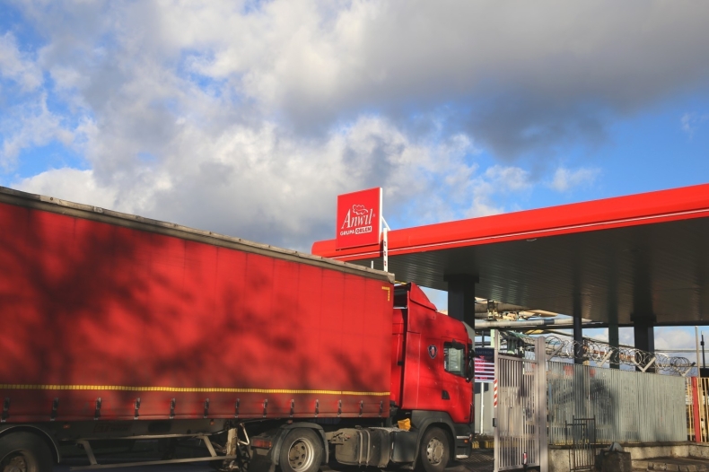 Anwil uruchomił nowoczesny system ważenia pojazdów - GospodarkaMorska.pl