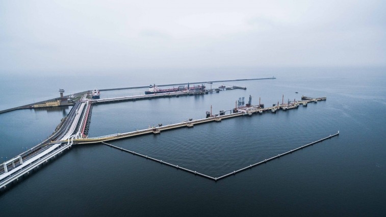 Naftoport pobił historyczny rekord. W 2018 r. przeładowano 14,92 mln t ropy i paliw - GospodarkaMorska.pl