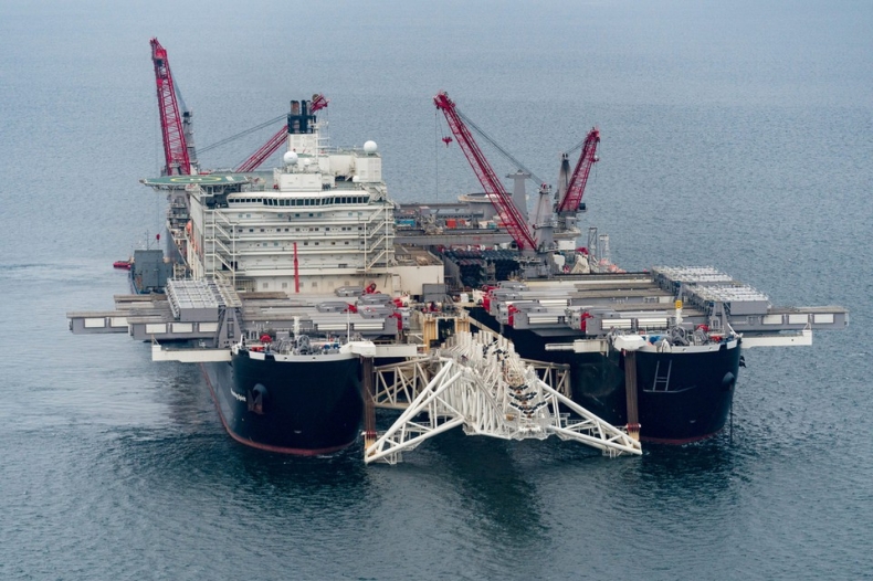 Ambasadorzy USA ostrzegają: Nord Stream 2 zwiększy naciski Rosji na UE - GospodarkaMorska.pl