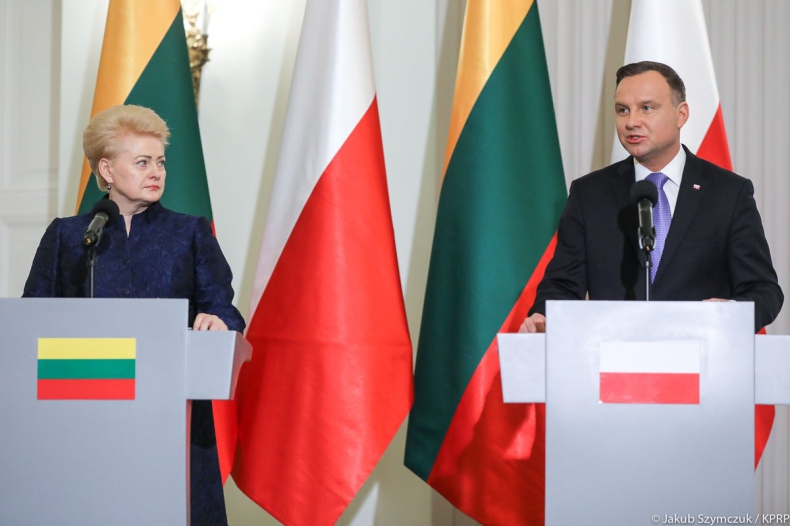 Prezydenci Polski i Litwy podpisali deklarację o wzmocnieniu partnerstwa w dziedzinie bezpieczeństwa - GospodarkaMorska.pl