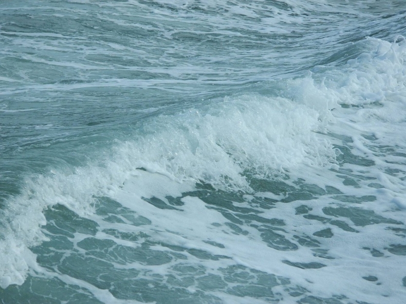 Chorwacja: Huraganowe wiatry na wybrzeżu i nad Adriatykiem (wideo) - GospodarkaMorska.pl