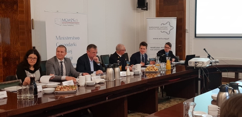 Prezentacja wyników projektu WIIS pt. Baza przemysłowo-badawcza Marynarki Wojennej RP 2.0 - GospodarkaMorska.pl