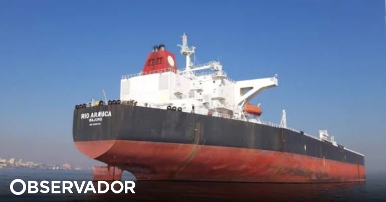 16 tankowców z wenezualską ropą czeka na odbiorców. Tych jednak nie ma z powodu sankcji - GospodarkaMorska.pl